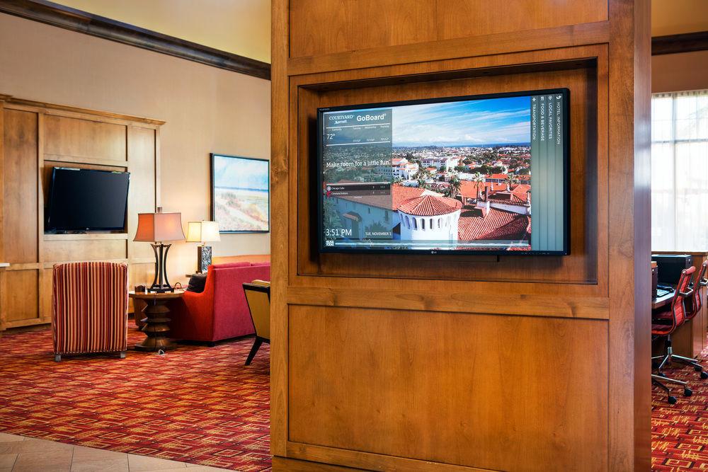 Courtyard By Marriott Santa Barbara Goleta Hotel Exterior foto