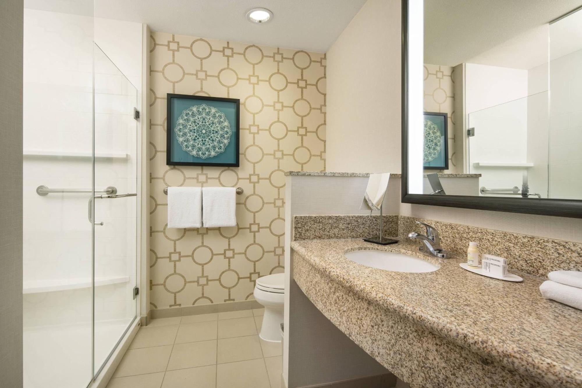 Courtyard By Marriott Santa Barbara Goleta Hotel Exterior foto