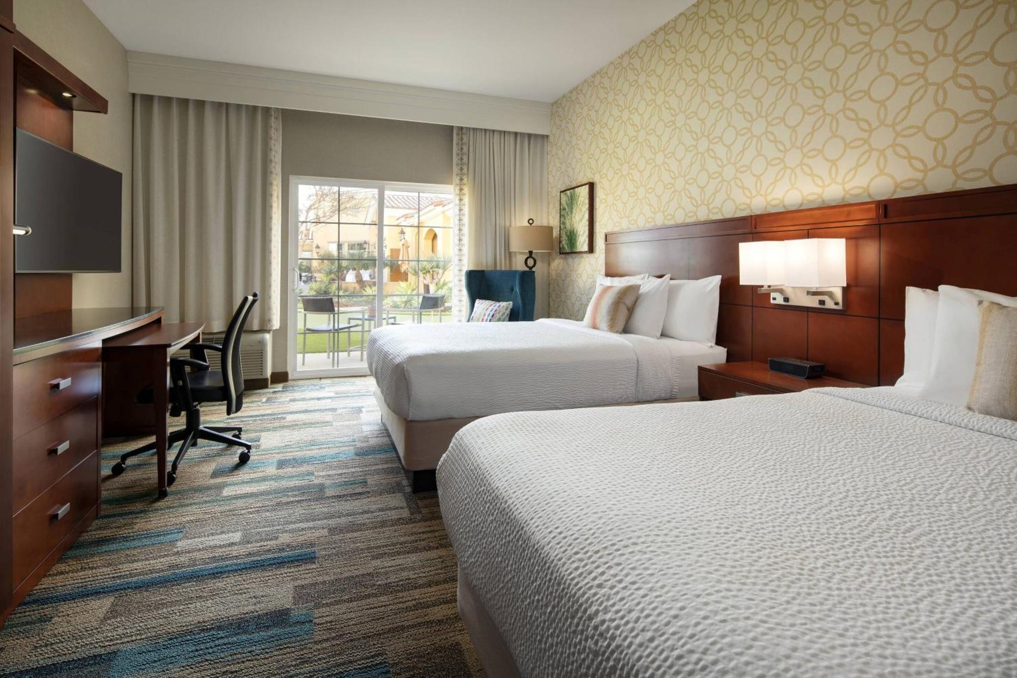 Courtyard By Marriott Santa Barbara Goleta Hotel Exterior foto